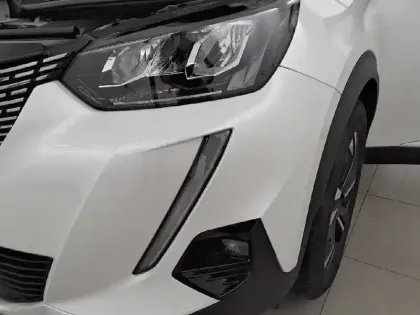 Photo 15 Peugeot 2008  PureTech 100 S&S BVM6