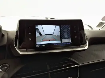 Photo 47 Peugeot 2008  PureTech 100 S&S BVM6