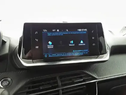 Photo 44 Peugeot 2008  PureTech 100 S&S BVM6