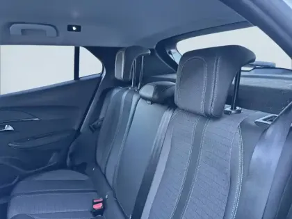 Photo 11 Peugeot 2008  BlueHDi 130 S&S EAT8