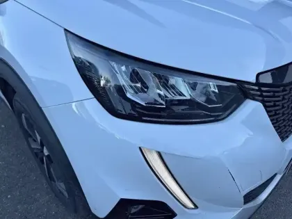 Photo 15 Peugeot 2008  BlueHDi 130 S&S EAT8