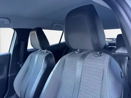 Photo 10 Peugeot 2008  BlueHDi 130 S&S EAT8