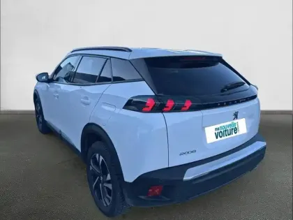 Photo 6 Peugeot 2008  BlueHDi 130 S&S EAT8