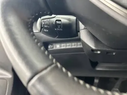 Photo 18 Peugeot 208  BLUEHDI 100 S&S BVM6