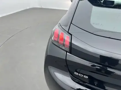 Photo 16 Peugeot 208  BLUEHDI 100 S&S BVM6