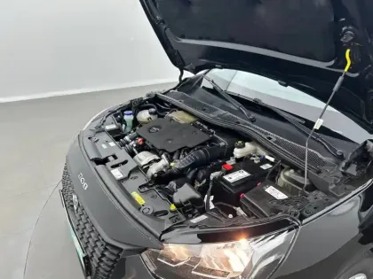 Photo 14 Peugeot 208  BLUEHDI 100 S&S BVM6