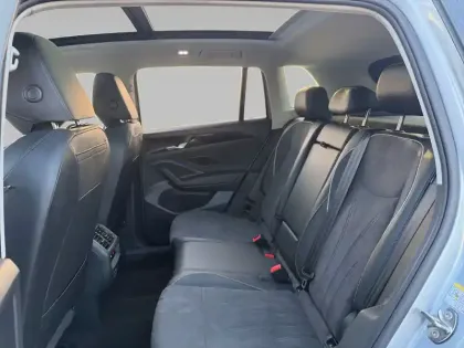 Photo 13 Volkswagen Tiguan  2.0 TDI 150ch DSG7