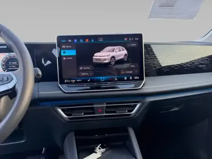 Photo 12 Volkswagen Tiguan  2.0 TDI 150ch DSG7