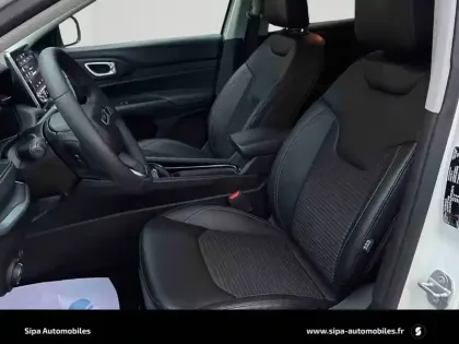 Photo 11 Jeep Compass  1.5 Turbo T4 130 ch e-Hybrid BVR7