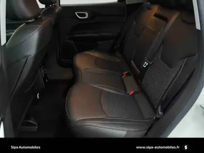 Photo 20 Jeep Compass  1.5 Turbo T4 130 ch e-Hybrid BVR7