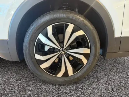 Photo 8 Volkswagen T-cross  1.0 TSI 95 Start/Stop BVM5