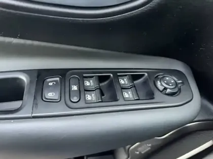 Photo 27 Jeep Renegade  1.6 l MultiJet 120 ch BVM6