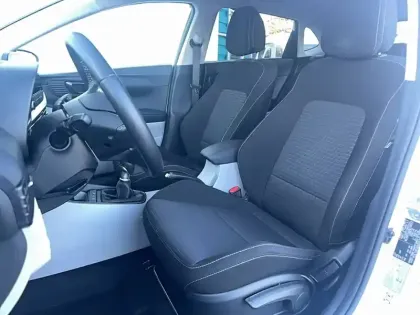 Photo 7 Hyundai I20  1.0 T-GDi 100 DCT-7 Hybrid 48V