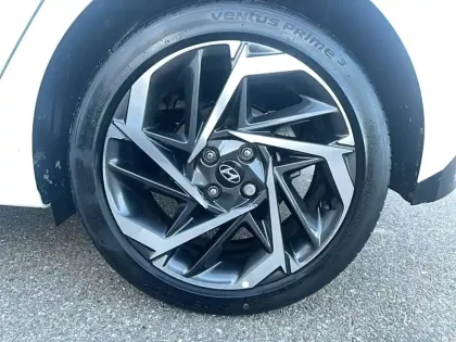 Photo 18 Hyundai I20  1.0 T-GDi 100 DCT-7 Hybrid 48V