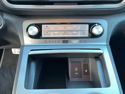 Photo 20 Hyundai Kona  Electrique 64 kWh - 204 ch