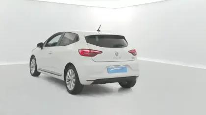 Photo 11 Renault Clio  E-Tech full hybrid 145