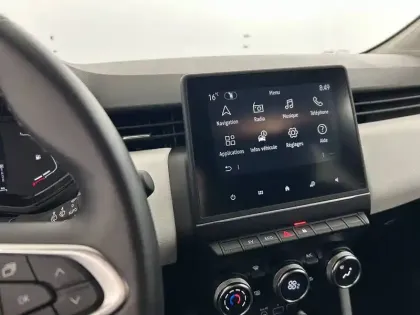 Photo 20 Renault Clio  E-Tech full hybrid 145