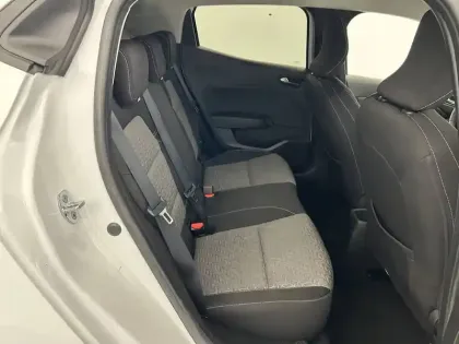 Photo 24 Renault Clio  E-Tech full hybrid 145