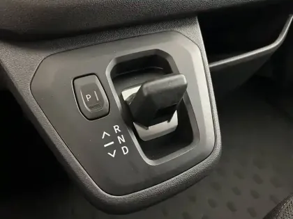 Photo 50 Renault Trafic  Cabine approfondie Boite Automatique BLUE DCI 150 L2H1 3T AUTO