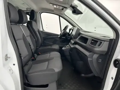 Photo 54 Renault Trafic  Cabine approfondie Boite Automatique BLUE DCI 150 L2H1 3T AUTO
