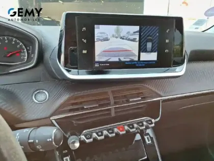 Photo 13 Peugeot 208  PureTech 100 S&S BVM6