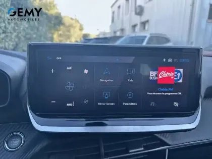 Photo 13 Peugeot 2008  Hybrid 145 e-DCS6