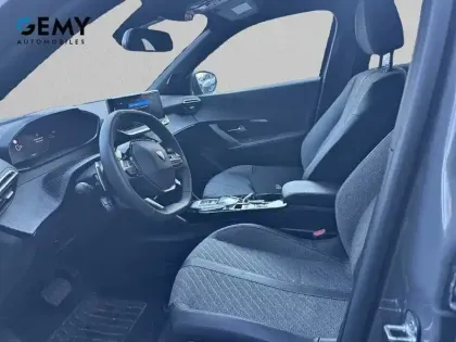 Photo 8 Peugeot 2008  Hybrid 145 e-DCS6