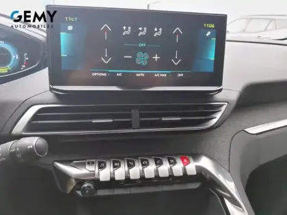 Photo 12 Peugeot 3008  Hybrid 225 e-EAT8