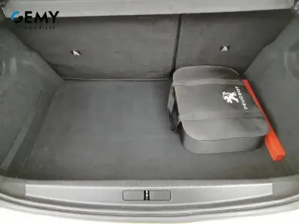 Photo 5 Peugeot 208  Electrique 50 kWh 136ch