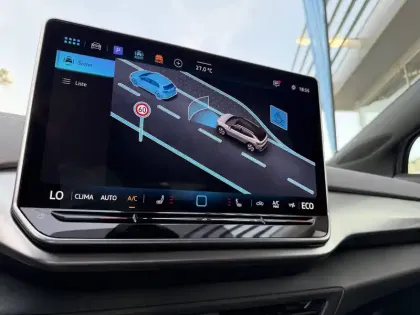 Photo 24 Volkswagen Id.4  286 ch Pro