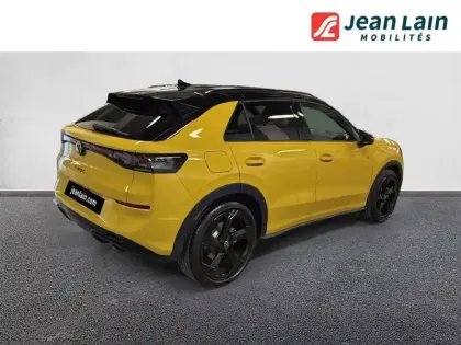 Photo 4 Volkswagen T-roc  1.5 eTSI EVO2 Hybrid 150 ch DSG7