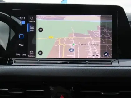 Photo 15 Volkswagen Golf  1.5 eTSI OPF 130 DSG7