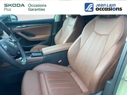 Photo 100 Skoda Superb  Combi 2.0 TDI 150 ch SCR DSG7