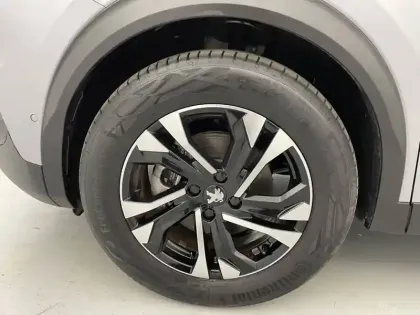 Photo 16 Peugeot 2008  Electrique 136 ch