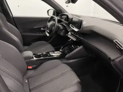 Photo 28 Peugeot 2008  Electrique 136 ch