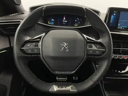 Photo 22 Peugeot 2008  Electrique 136 ch