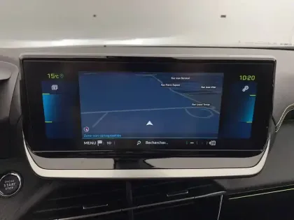 Photo 19 Peugeot 2008  Electrique 136 ch