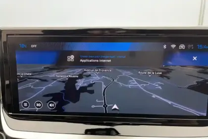 Photo 14 Peugeot 208  Hybrid 110 e-DCS6