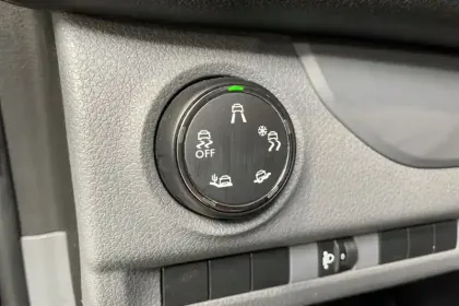 Photo 47 Peugeot Expert  FGN TOLE LONG BLUEHDI 145 S&S EAT8