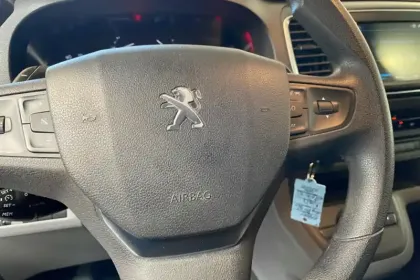 Photo 42 Peugeot Expert  FGN TOLE LONG BLUEHDI 145 S&S EAT8