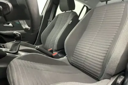 Photo 12 Peugeot 208  PureTech 75 S&S BVM5