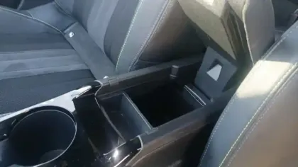 Photo 34 Peugeot 208  PureTech 130 S&S EAT8