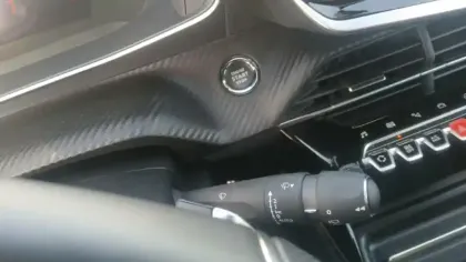 Photo 26 Peugeot 208  PureTech 130 S&S EAT8