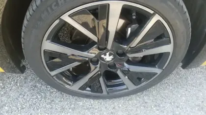 Photo 14 Peugeot 208  PureTech 130 S&S EAT8