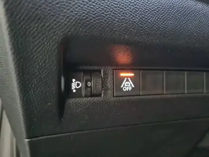 Photo 53 Peugeot 208  PureTech 75 S&S BVM5