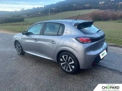 Photo 29 Peugeot 208  Hybrid 110 e-DCS6