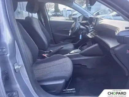 Photo 12 Peugeot 208  Hybrid 110 e-DCS6