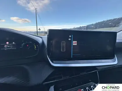 Photo 14 Peugeot 208  Hybrid 110 e-DCS6