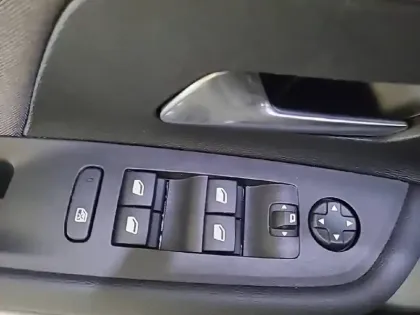 Photo 51 Opel Mokka  Electrique 136 ch & Batterie 50 kWh