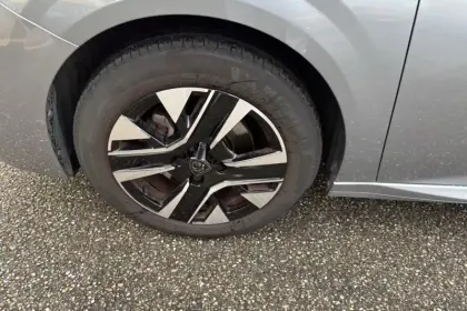 Photo 12 Peugeot 208  100 S&S BVM6